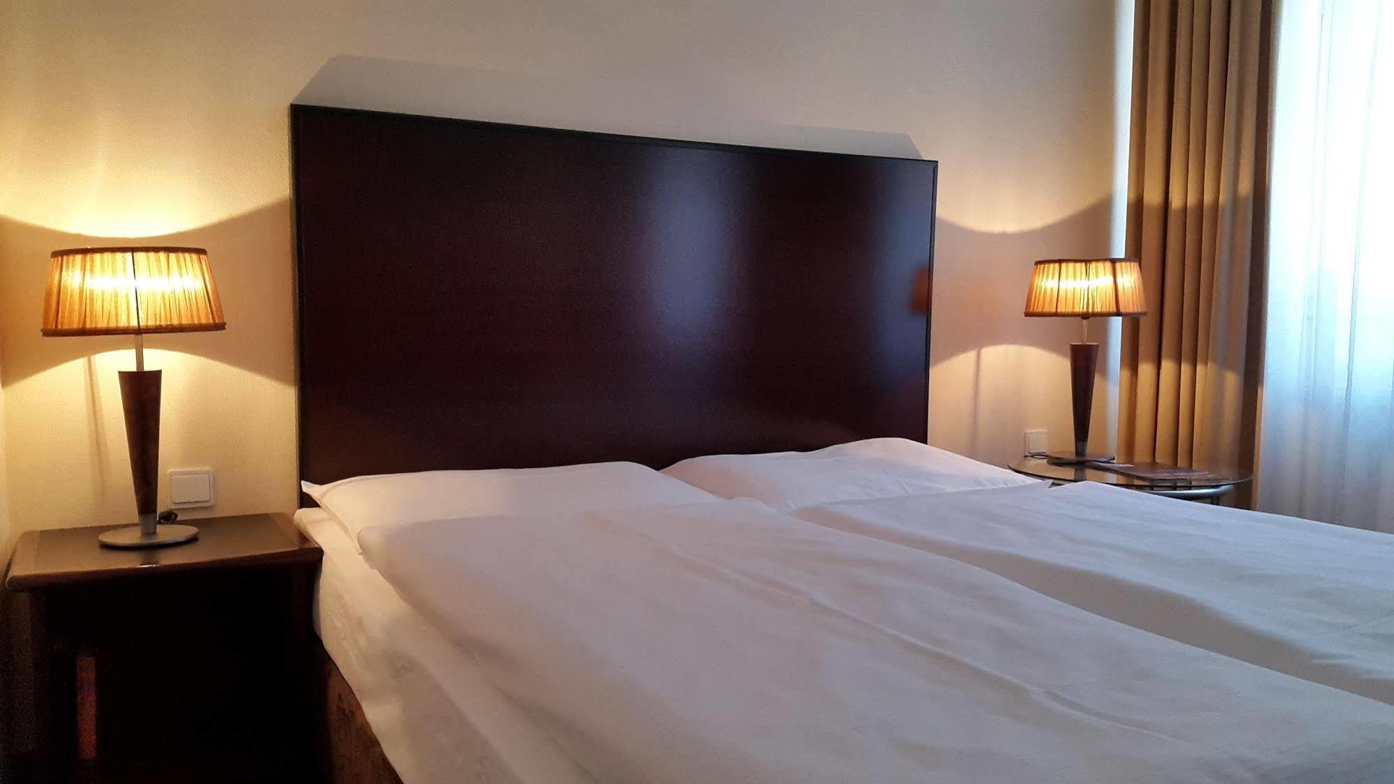 Sorat Hotel Cottbus Room photo